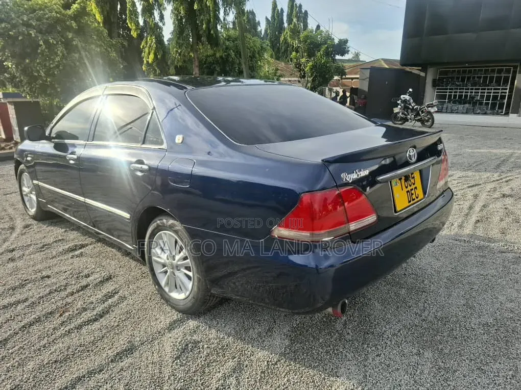 Toyota Crown 2001 Blue