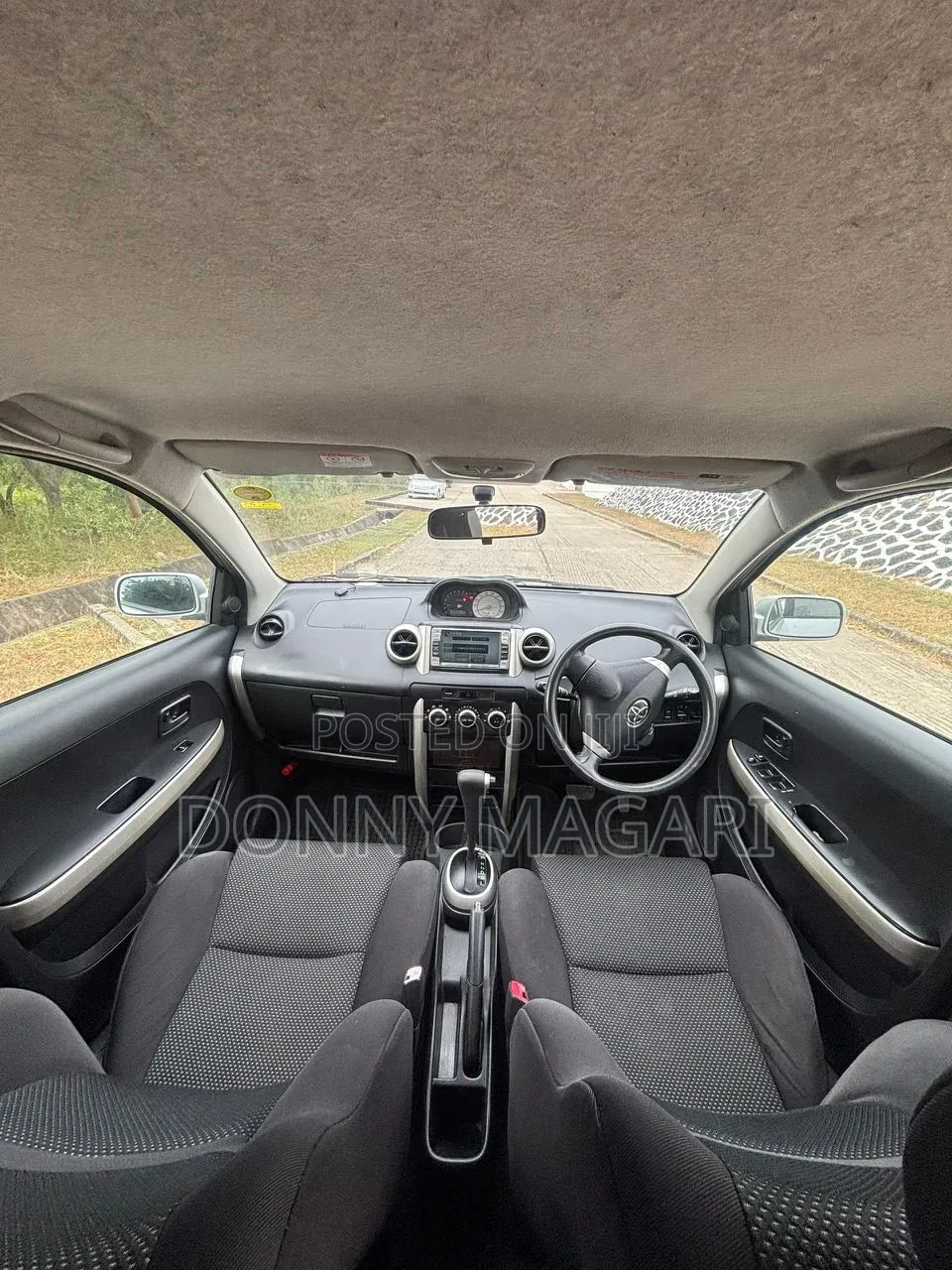 Toyota IST 2005 Silver