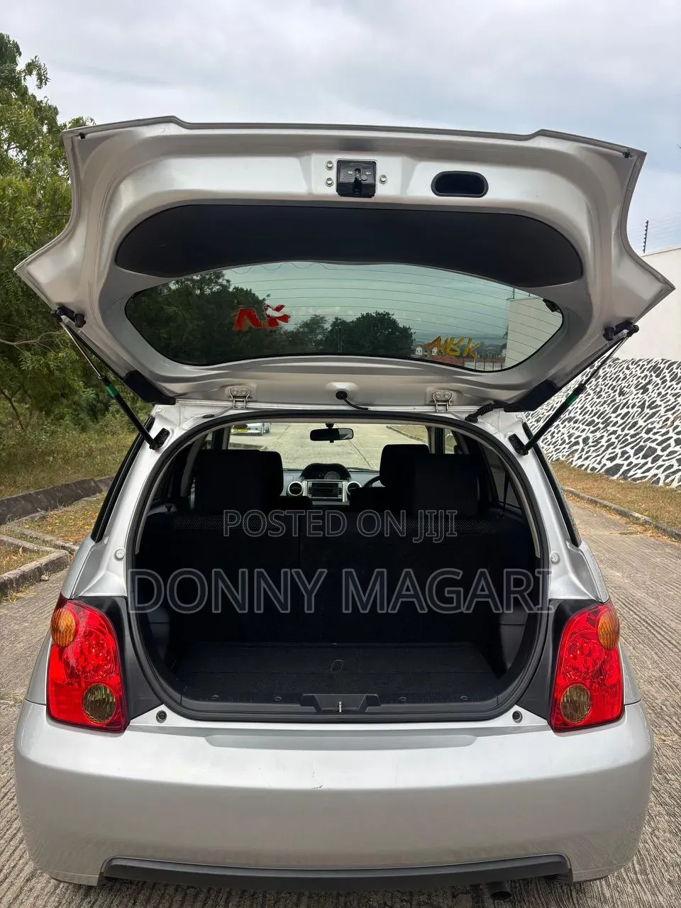 Toyota IST 2005 Silver