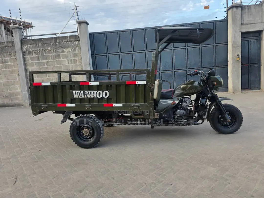 Motorcycle 2021 Green