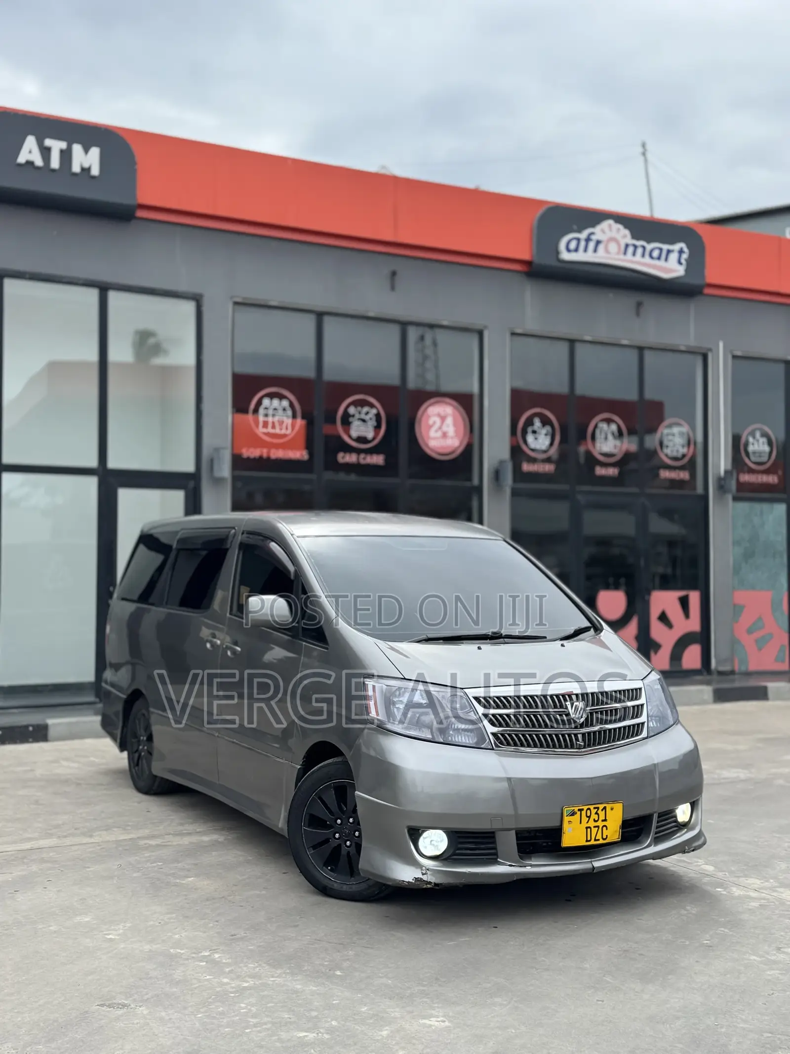 Toyota Alphard 2.4 Petrol FWD 2007 Gray