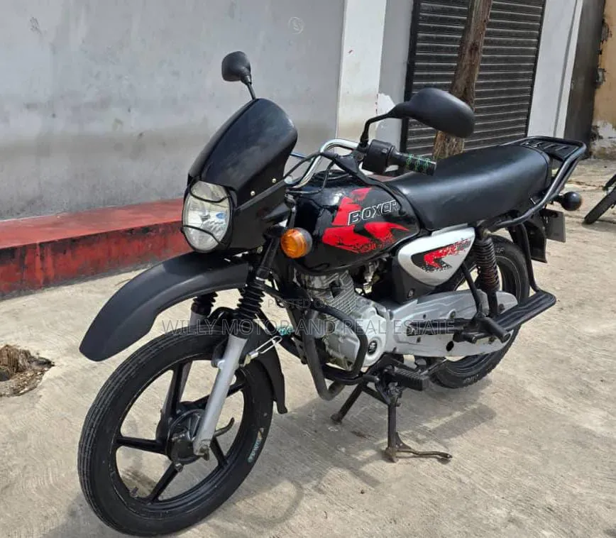 Bajaj Boxer X125 2021 Red