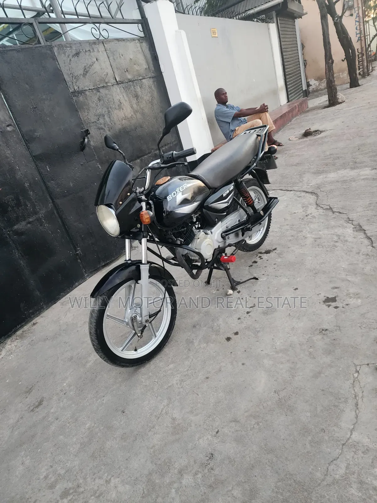 Bajaj Boxer 125 2021 Black