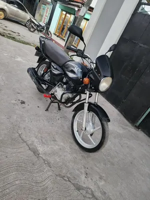 Bajaj Boxer 125 2021 Black