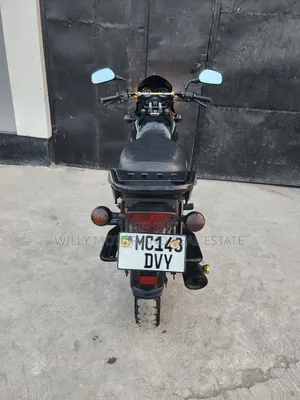 Bajaj Boxer 125 2021 Black