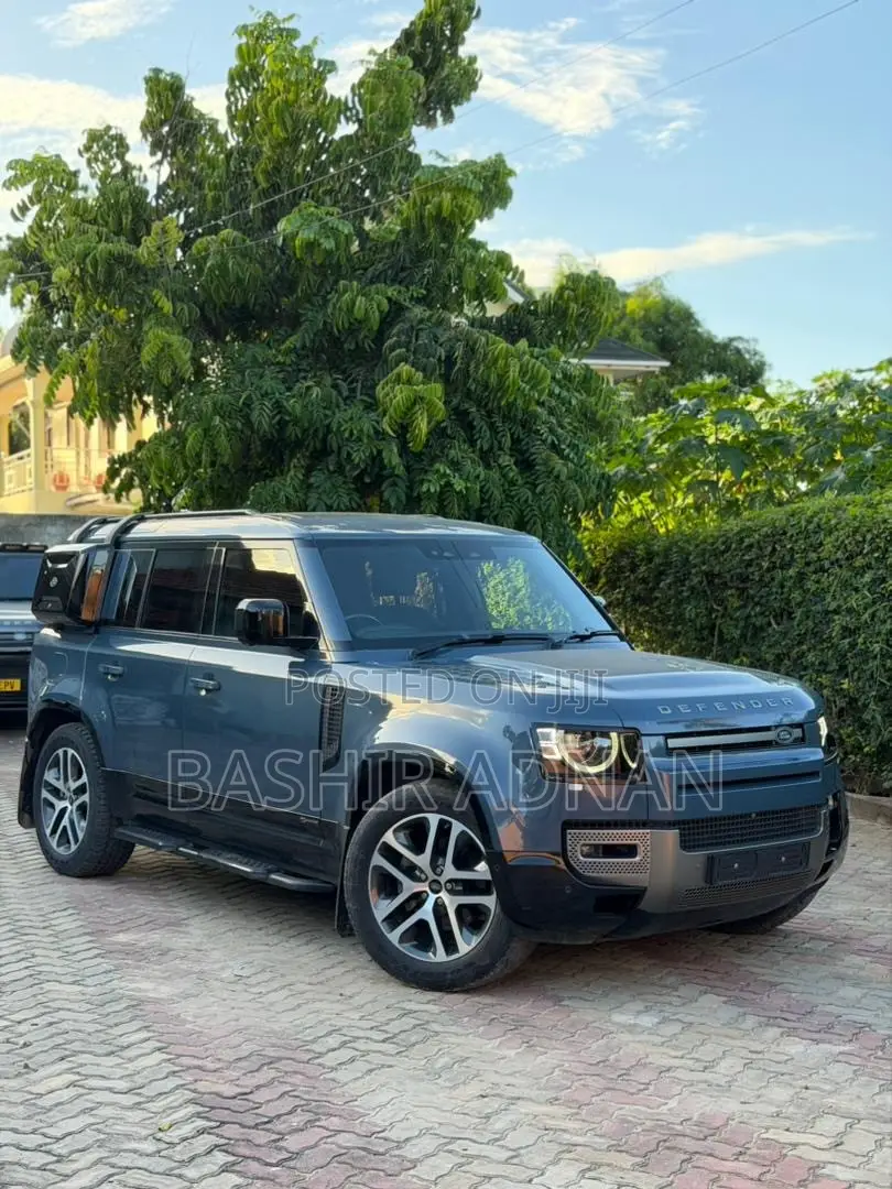 Land Rover Defender X-Dynamic SE 2021 Blue