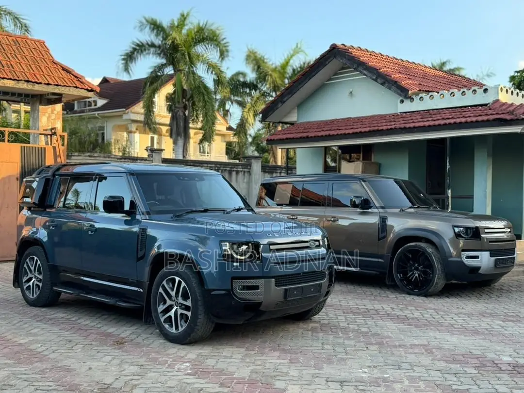 Land Rover Defender X-Dynamic SE 2021 Blue