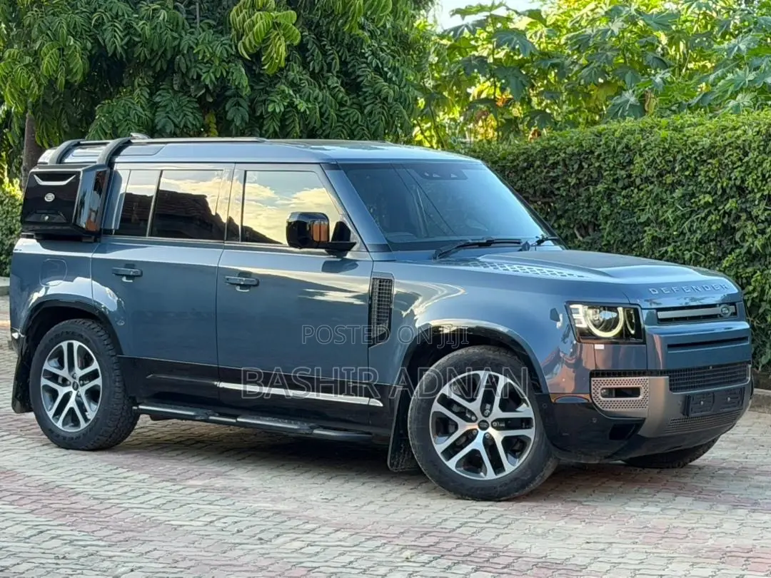 Land Rover Defender X-Dynamic SE 2021 Blue