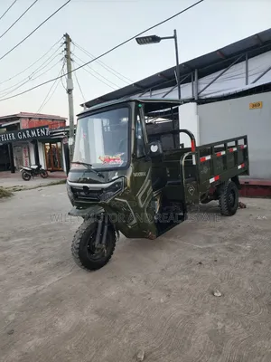 Motorcycle 2021 Green