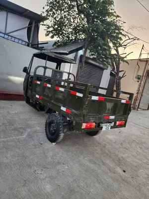 Motorcycle 2021 Green