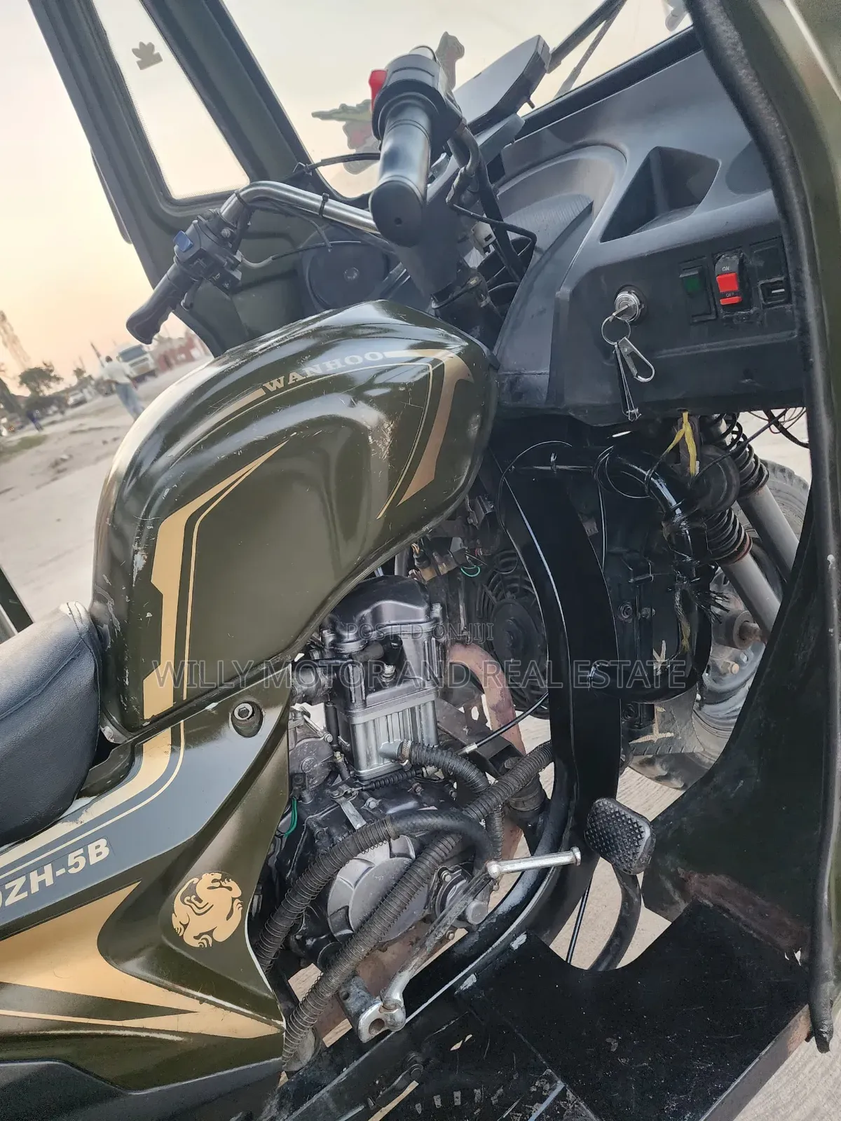 Motorcycle 2021 Green