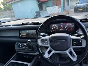 Land Rover Defender X-Dynamic SE 2021 Blue