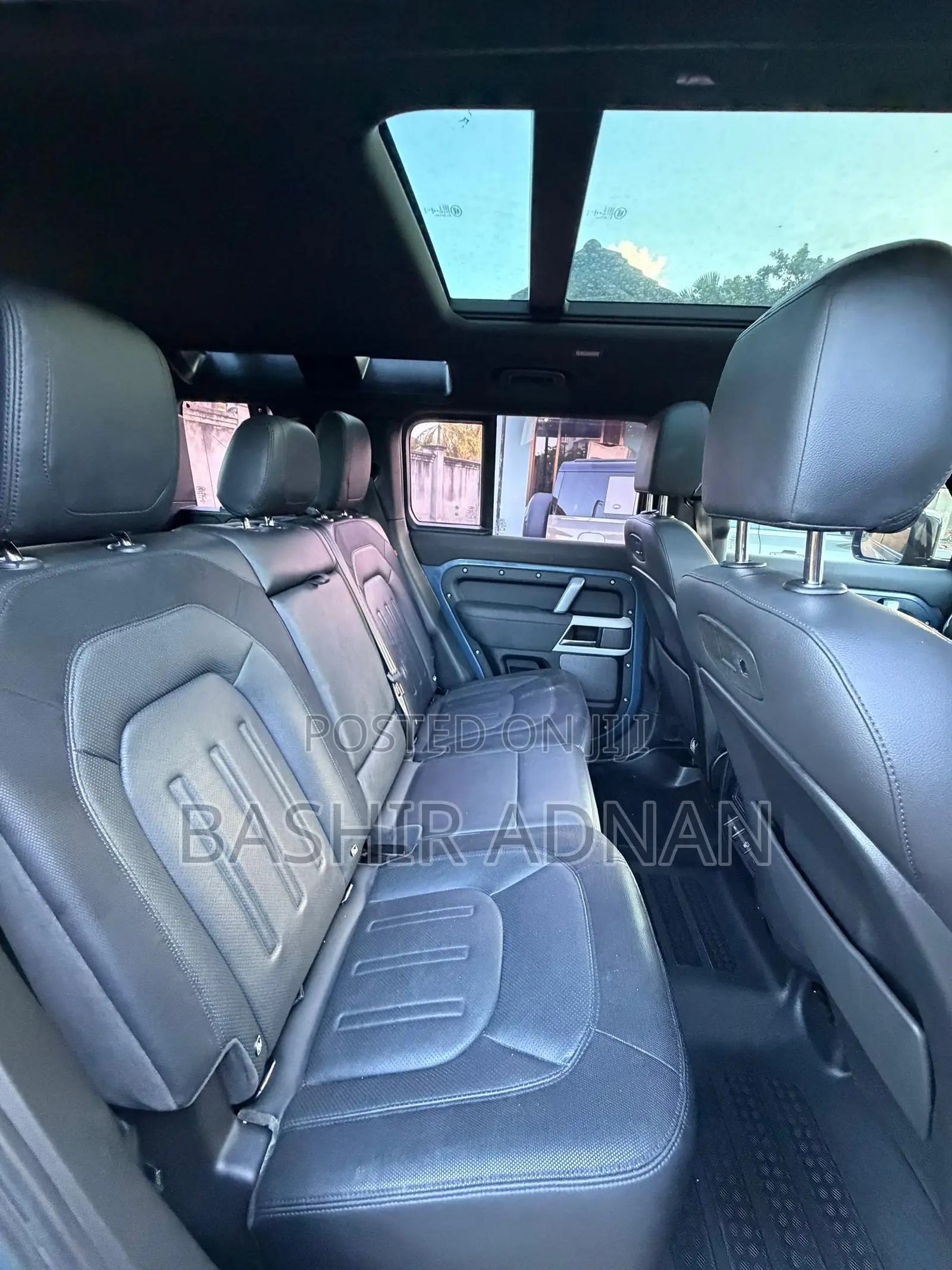 Land Rover Defender X-Dynamic SE 2021 Blue