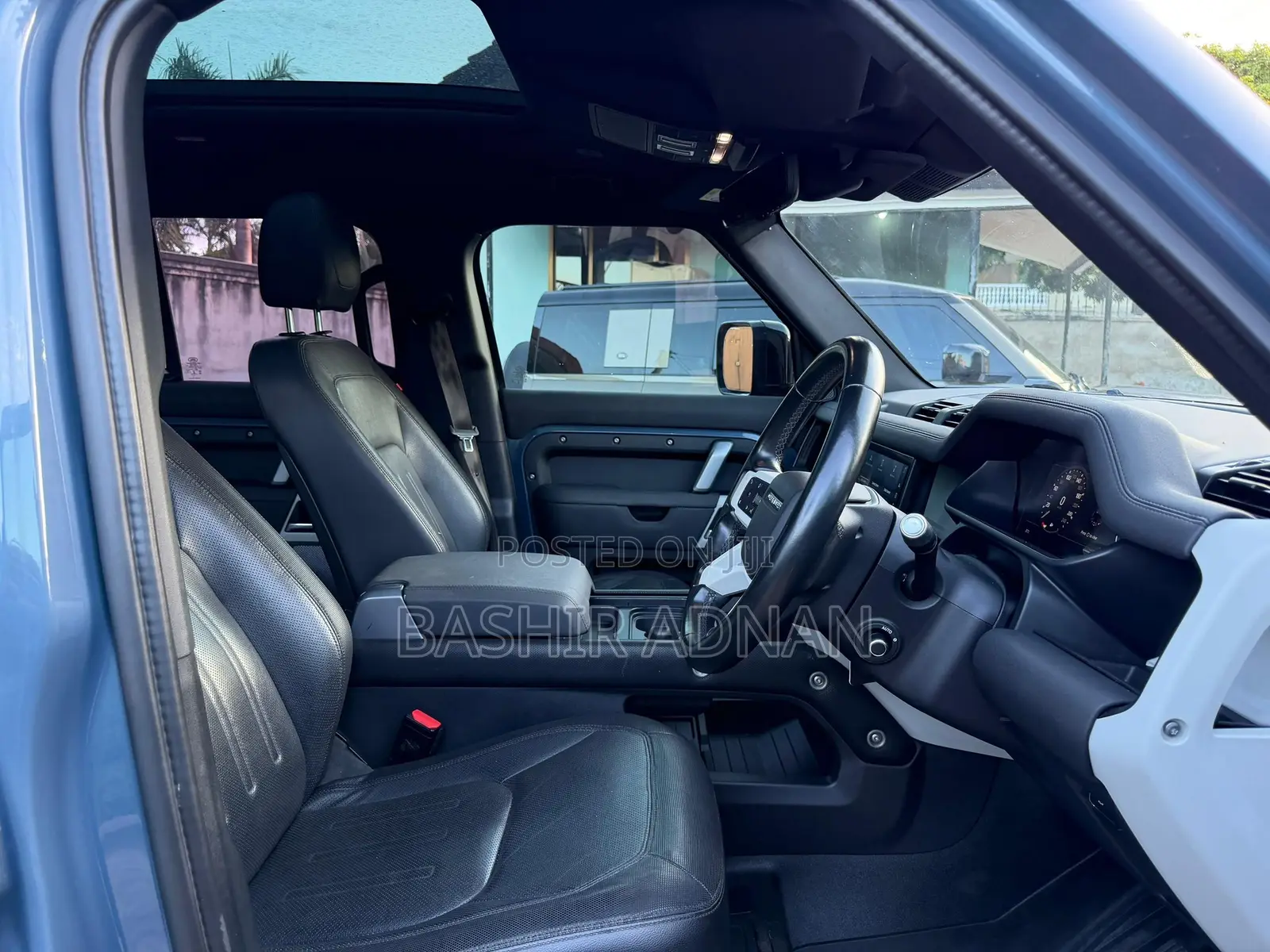 Land Rover Defender X-Dynamic SE 2021 Blue