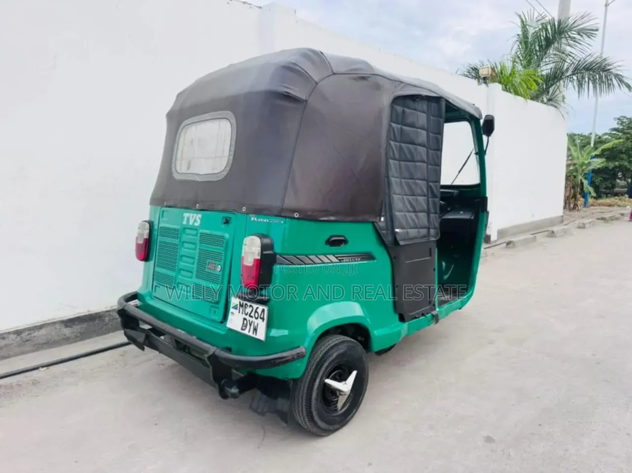 TVS Zeppelin 220 2021 Green