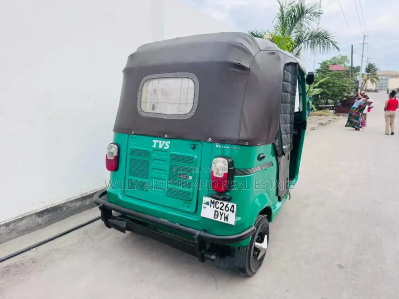 TVS Zeppelin 220 2021 Green