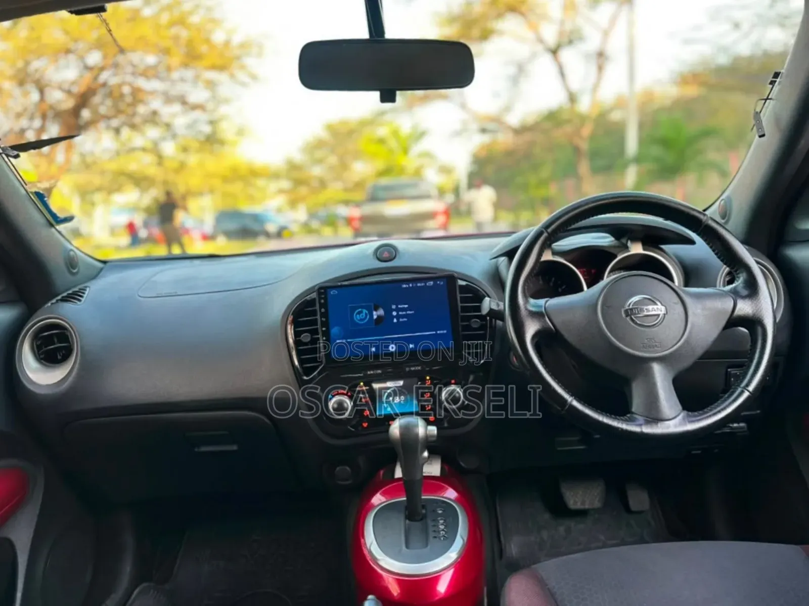 Nissan Juke 2012 Maroon