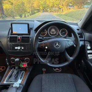 Mercedes-Benz C-Class 2009 Silver