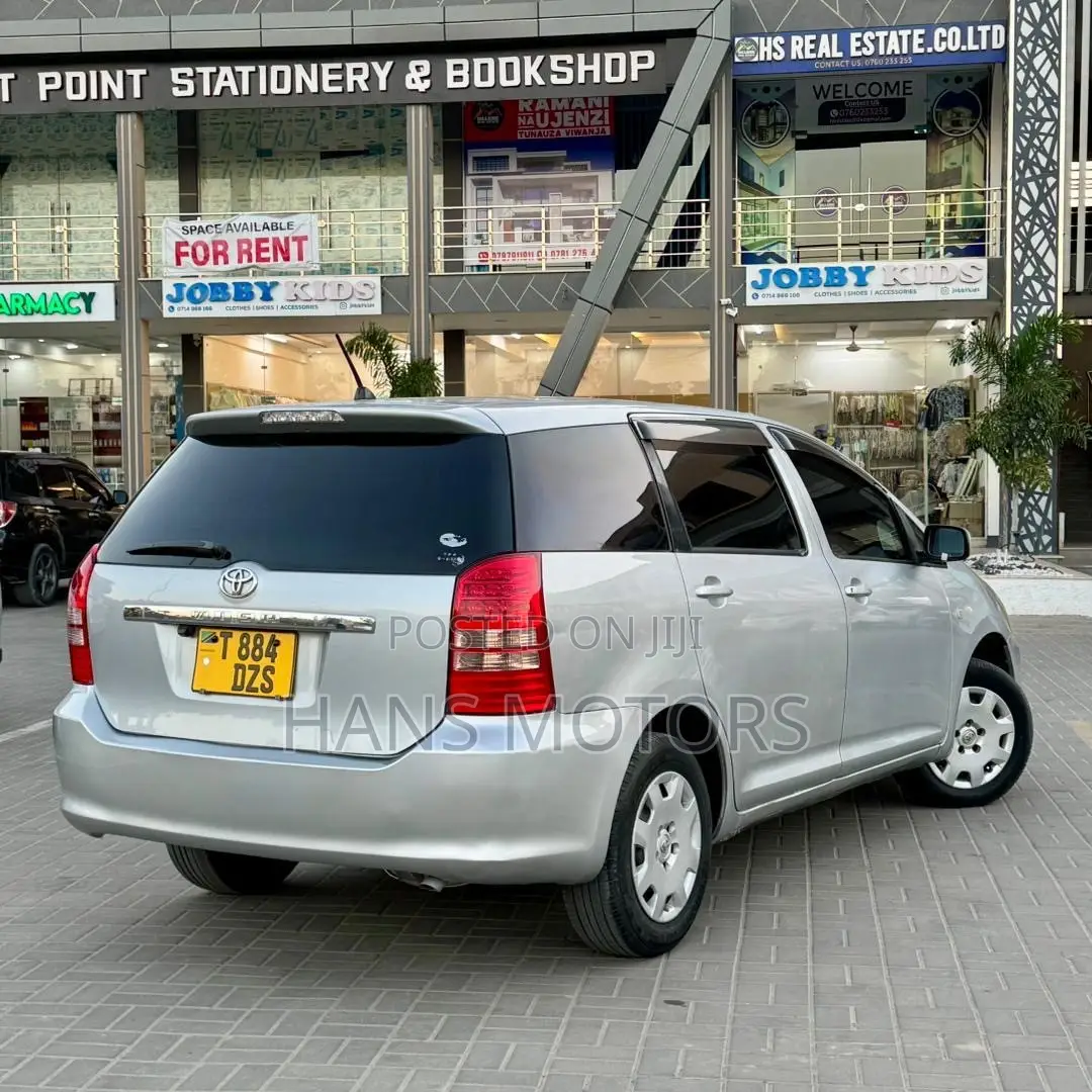 Toyota Wish 2004 Silver