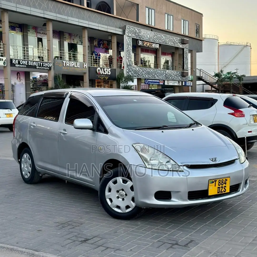 Toyota Wish 2004 Silver