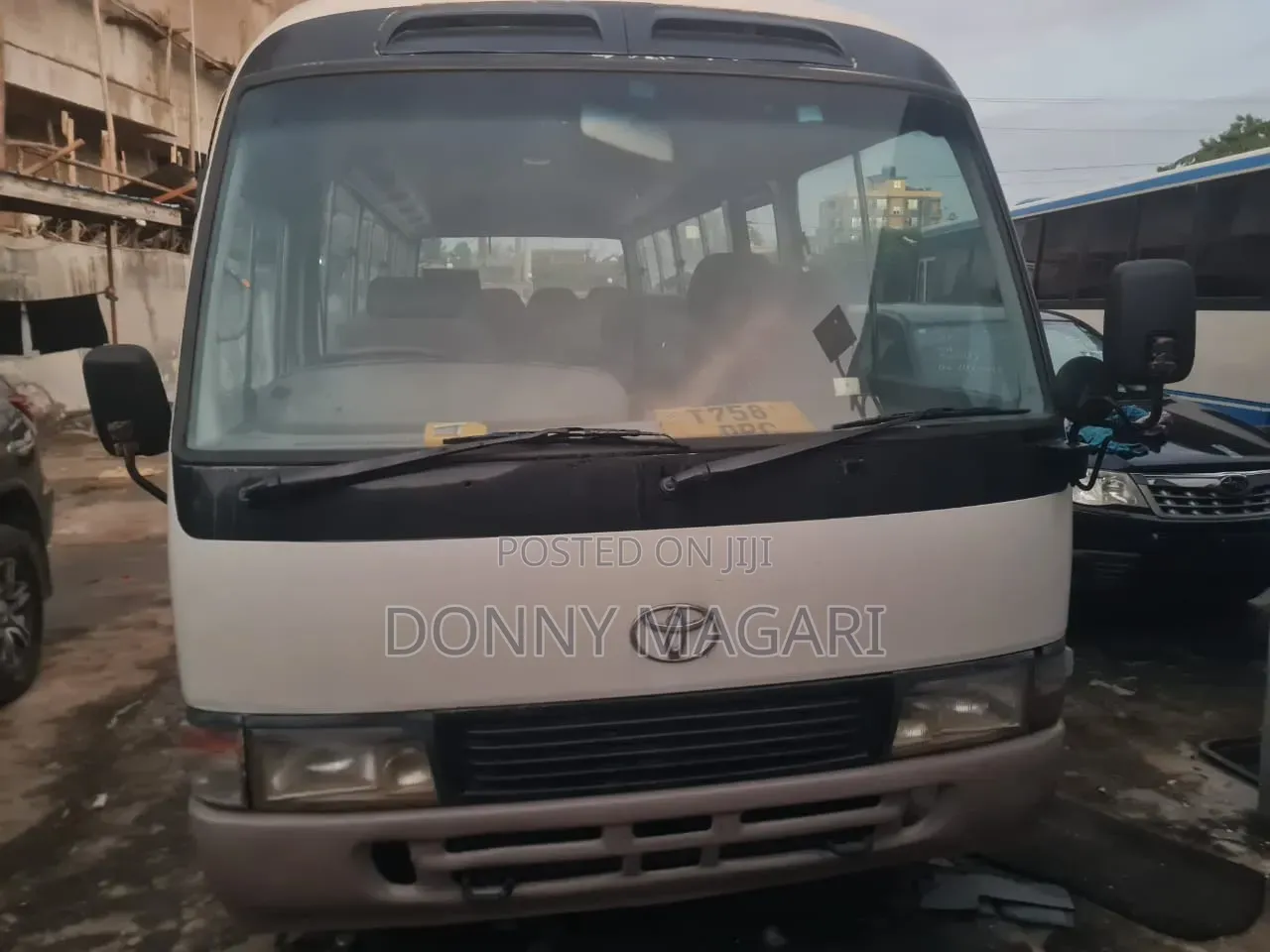 Toyota Coaster 2002 White