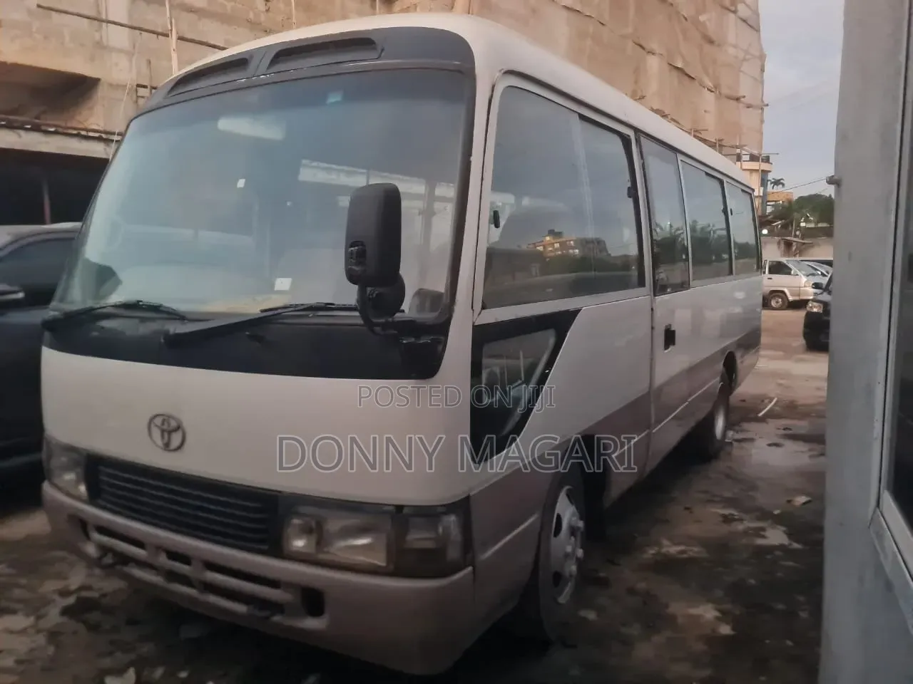 Toyota Coaster 2002 White