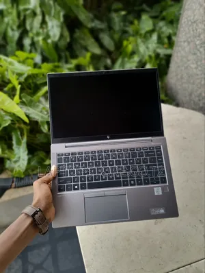 Laptop HP ZBook Firefly 14 G7 32GB Intel Core i7 SSD 1T