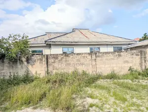 10bdrm House in Rada, Pugu for sale