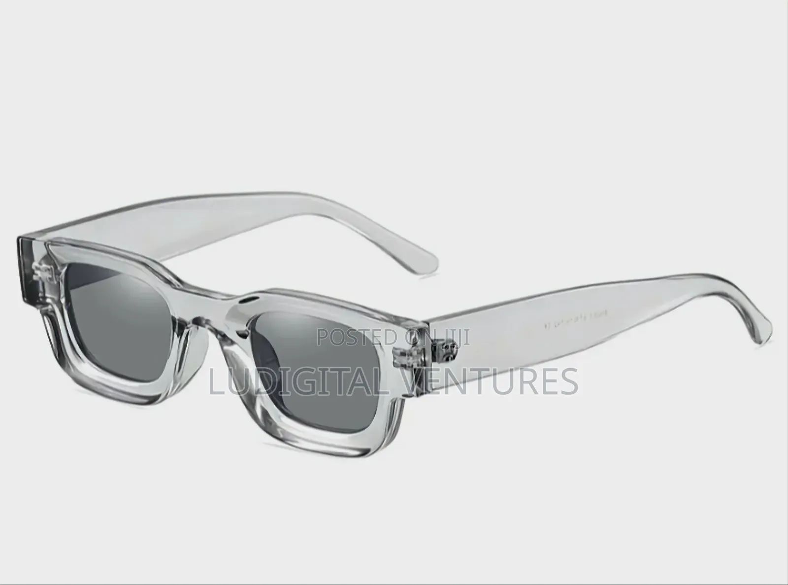 Gray Frames Sun Glasses /Classic Designs