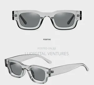 Gray Frames Sun Glasses /Classic Designs