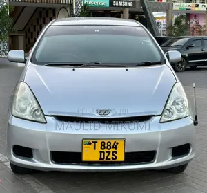 Toyota Wish 2004 Silver