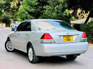 Toyota Mark II 2004 Silver