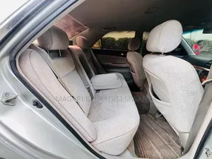 Toyota Mark II 2004 Silver