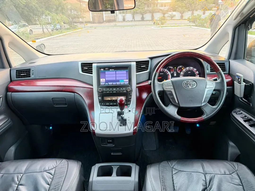 Toyota Vellfire 2009 Black