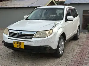 Subaru Forester 2009 White