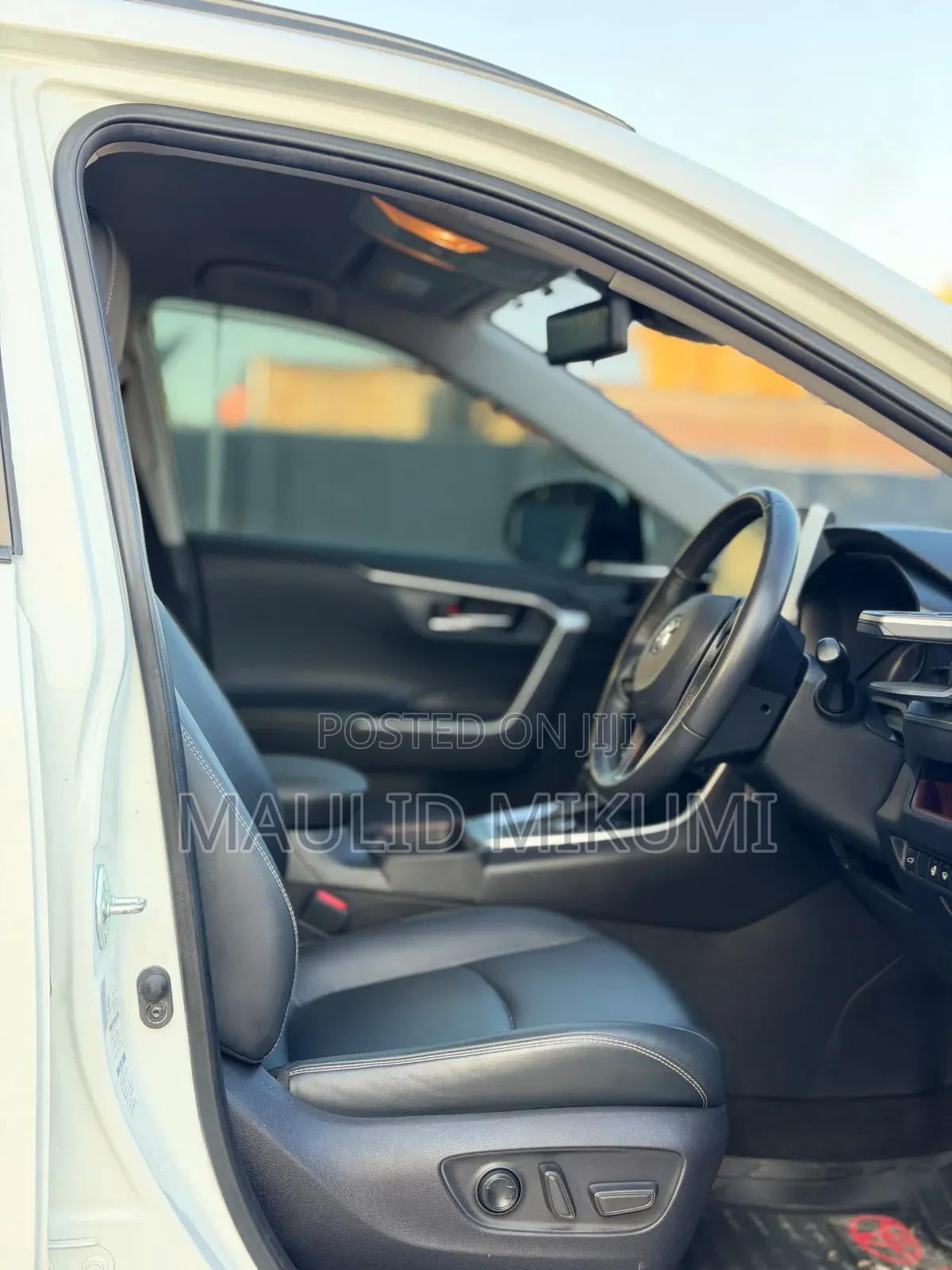 Toyota RAV4 2020 White