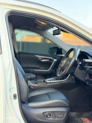 Toyota RAV4 2020 White