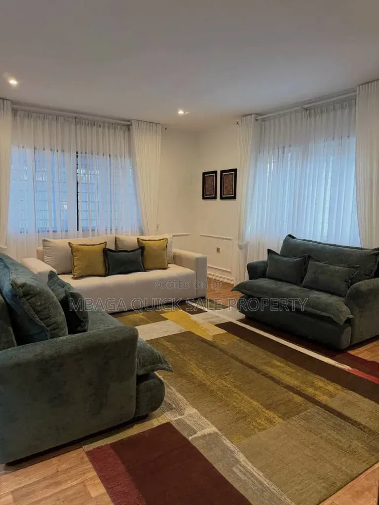 Furnished 4bdrm Villa in Masaki for rent