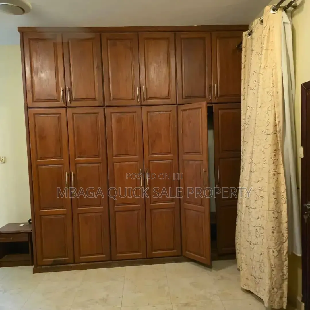 Furnished 3bdrm Apartment in Upanga West for rent
