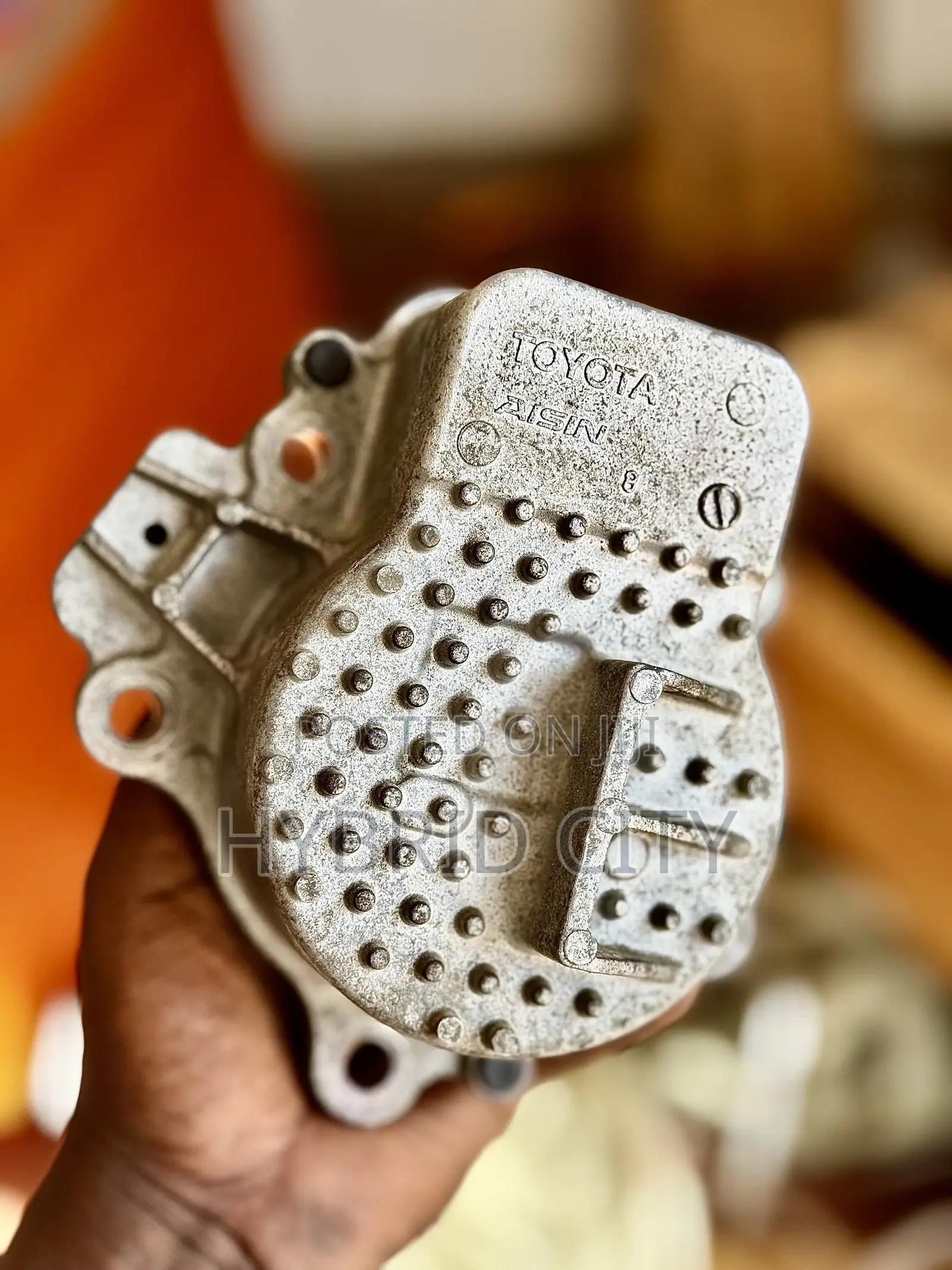 Toyota Hybrid Coolant Pump a Aisin 8