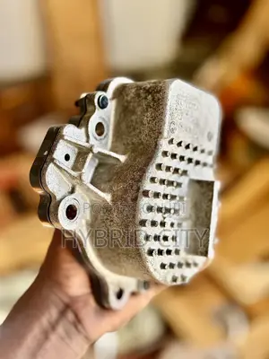 Toyota Hybrid Coolant Pump a Aisin 8