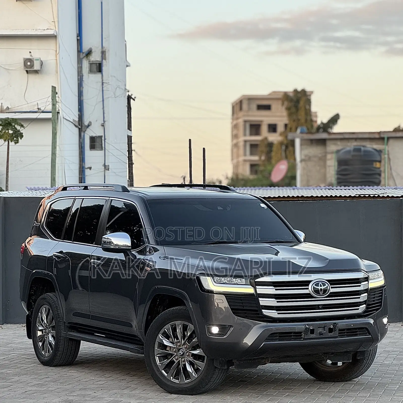 Toyota Land Cruiser 2024 Gray