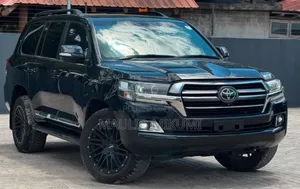 Toyota Land Cruiser 2021 Black