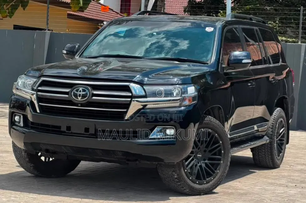 Toyota Land Cruiser 2021 Black