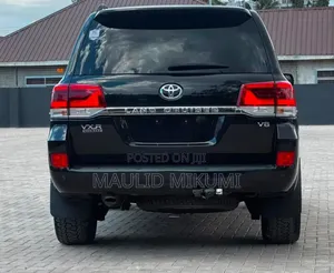 Toyota Land Cruiser 2021 Black