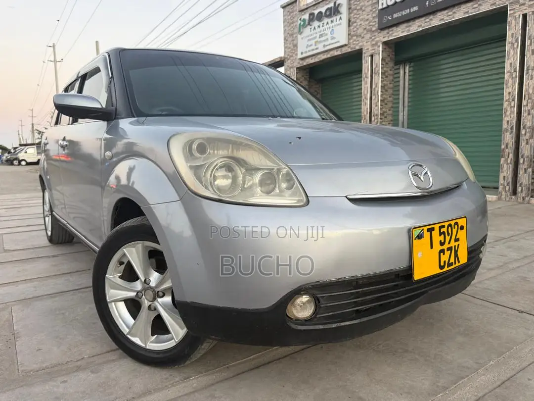 Mazda Verisa 2007 Silver