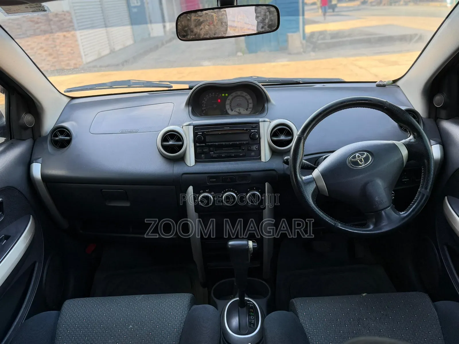 Toyota IST 2004 Black