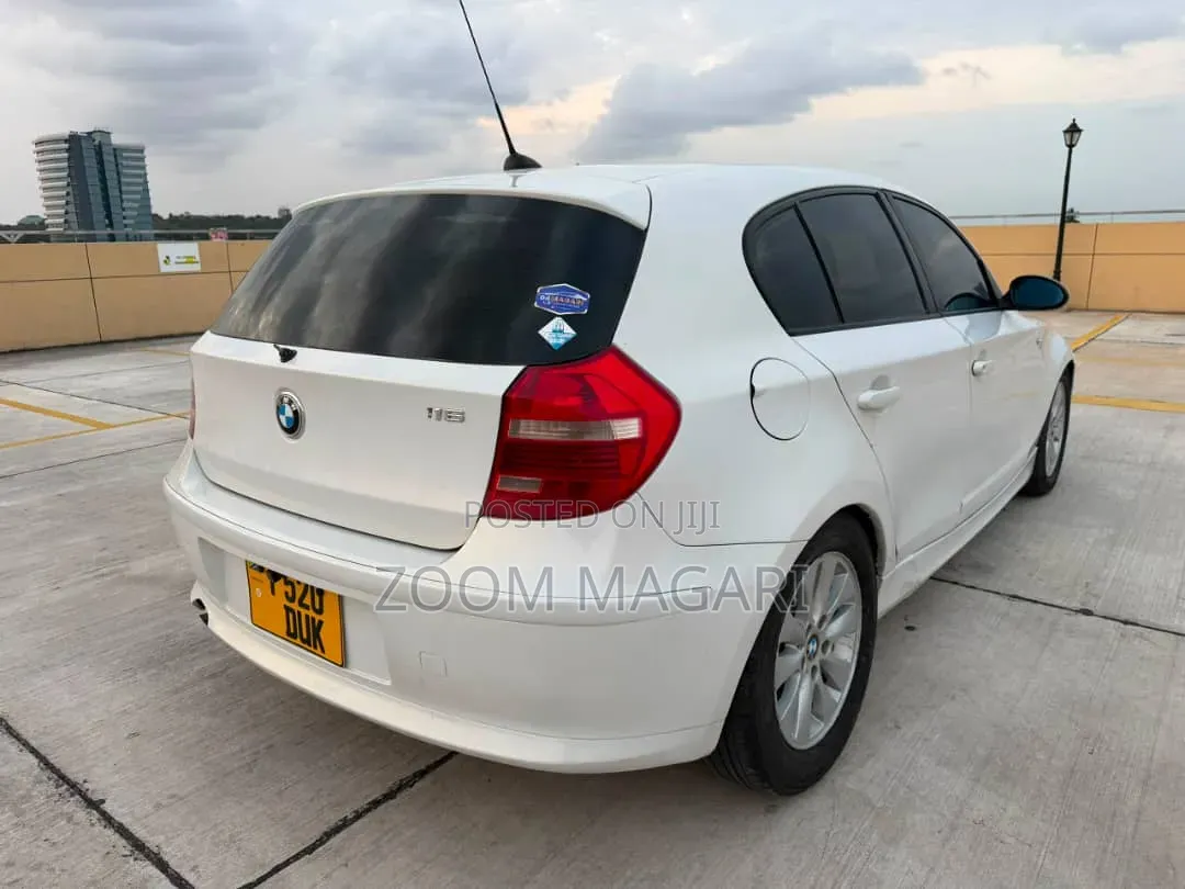 BMW 1 Series 2012 Pearl