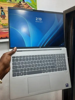 New Laptop HP ProBook 460 G11 16GB Intel Core Ultra 7 SSD 512GB