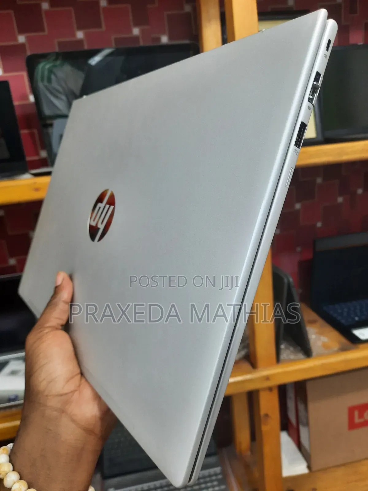 New Laptop HP ProBook 460 G11 16GB Intel Core Ultra 7 SSD 512GB